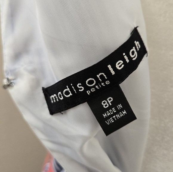 Madison Leigh Embroidered Off Shoulder Dress - EUC - Picture 5 of 6